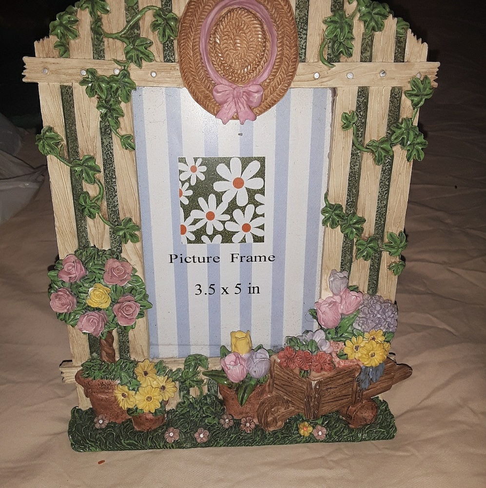 Cute picture frame